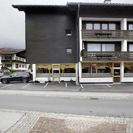 Seefeld Apartment *
